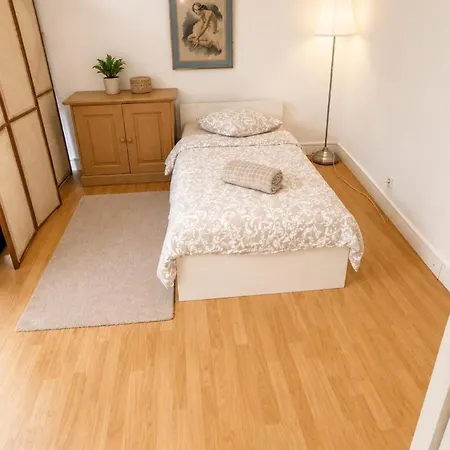 Renove 6 Pres De Paris * Piscop